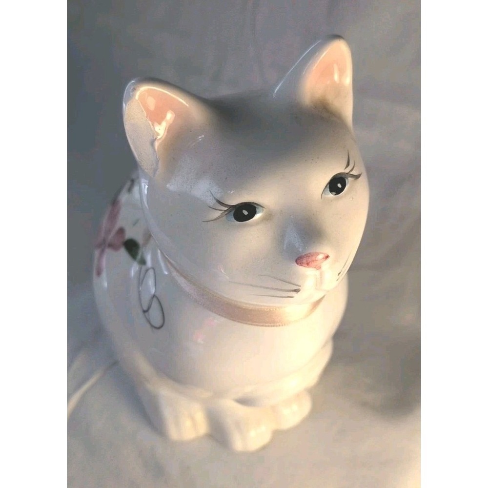 Vintage AG Artistic Gifts Ceramic Cat‎ Chipped Ear Pink Floral Bow White Taiwan